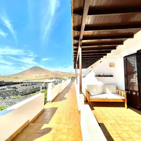 Rural House In Finca With Views To Volcan, Tahice Lanzarote 컨트리하우스 *